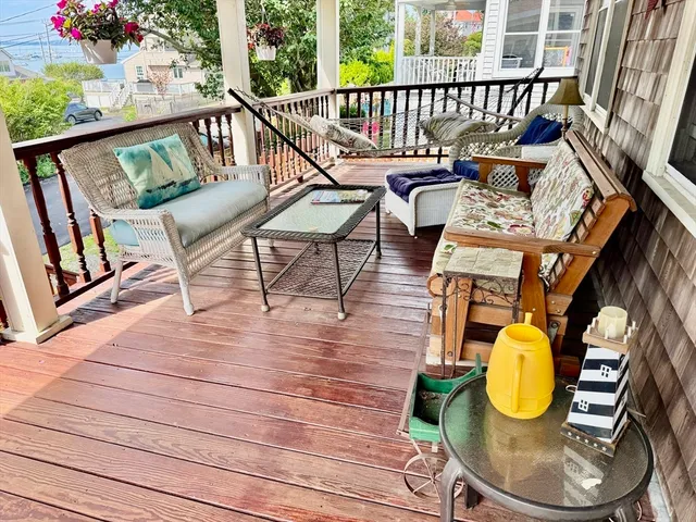 $2,950 | 11 Mayflower Road, Unit 10/186/15, Hull, MA 02045