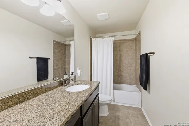 $2,460 | 3735 Forsythia, San Antonio, TX 78261