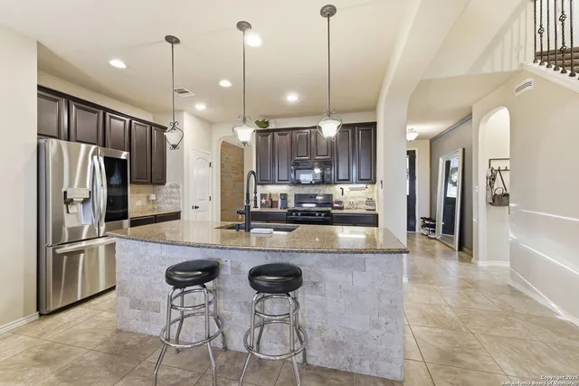 $2,460 | 3735 Forsythia, San Antonio, TX 78261