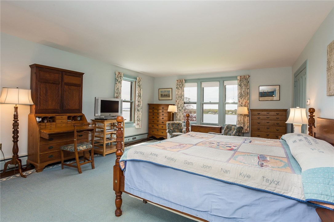 55 Ferry Road Bristol, RI 02809 - Photo 16 of 40