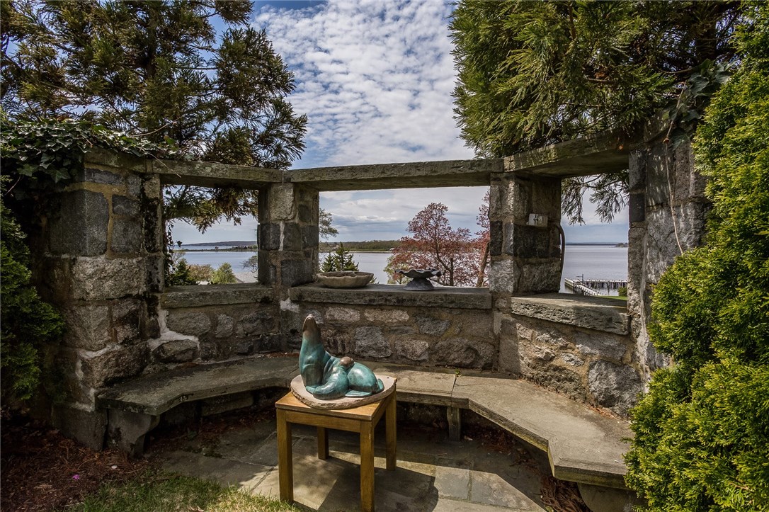 55 Ferry Road Bristol, RI 02809 - Photo 25 of 40