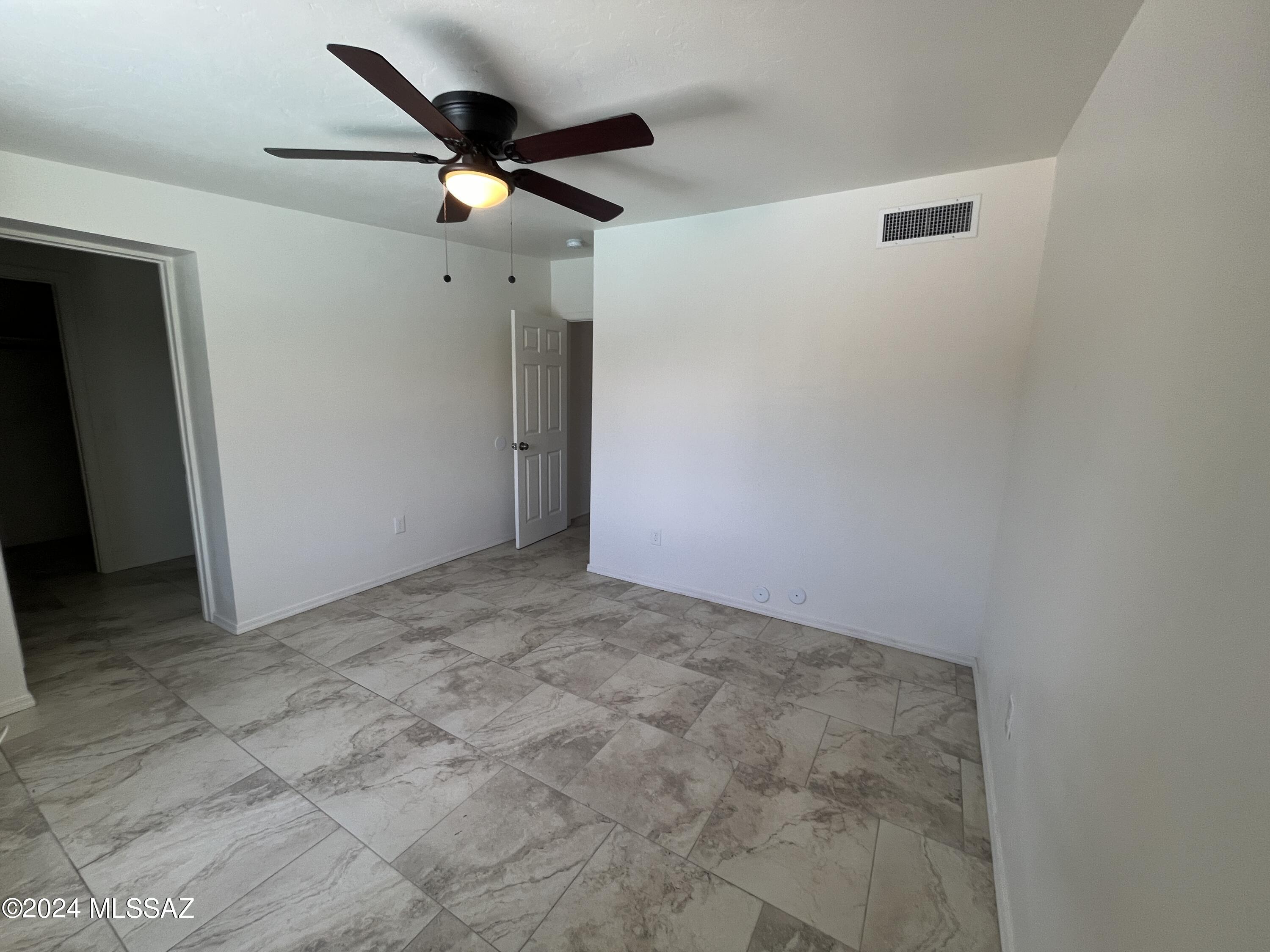 215 West Navajo Road, Unit A Tucson, AZ 85705 - Photo 17 of 34