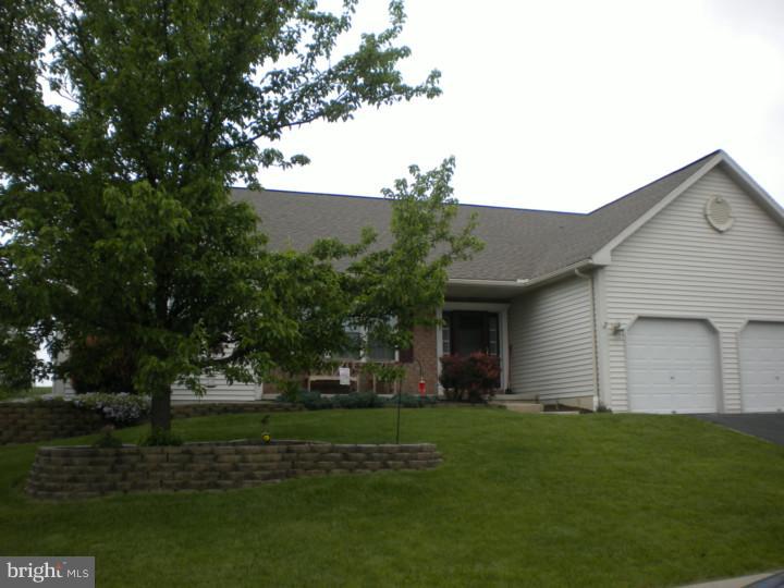 1204 Crest Road Leesport, PA 19533 - Photo 2 of 22 Gallery Image 2