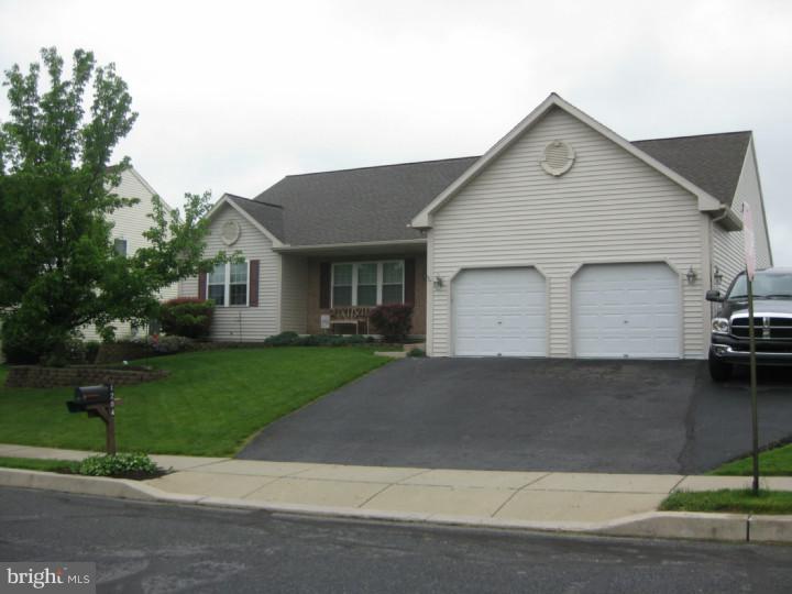 1204 Crest Road Leesport, PA 19533 - Photo 3 of 22 Gallery Image 3