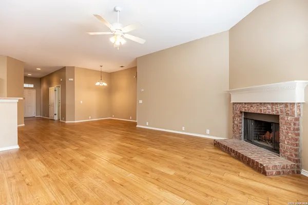 $1,795 | 648 Rooster, Schertz, TX 78154