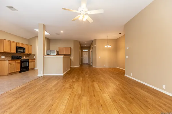 $1,795 | 648 Rooster, Schertz, TX 78154