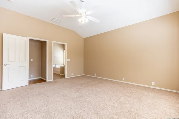 $1,795 | 648 Rooster, Schertz, TX 78154