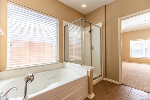 $1,795 | 648 Rooster, Schertz, TX 78154