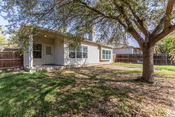 $1,795 | 648 Rooster, Schertz, TX 78154