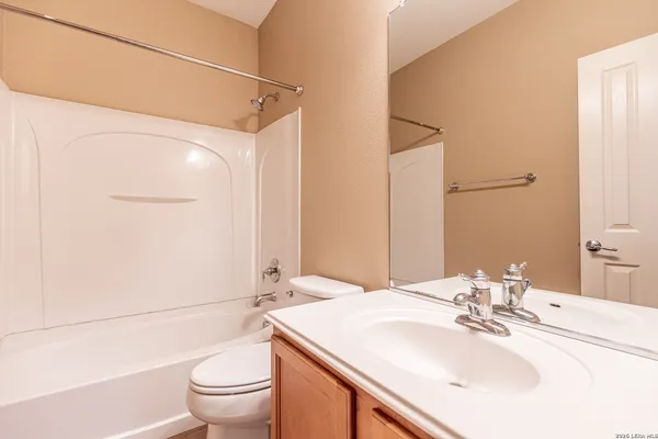 $1,795 | 648 Rooster, Schertz, TX 78154