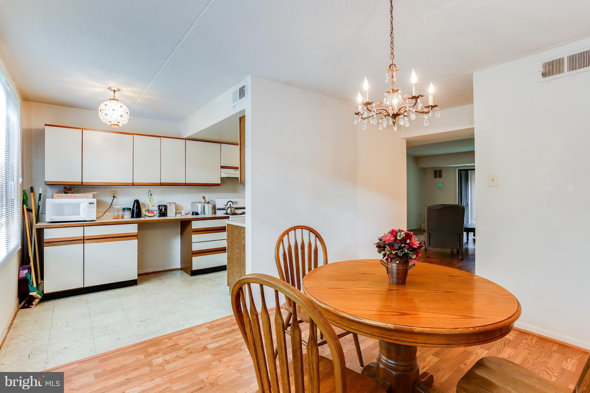 5237 West Running Brook Road, Unit 102 Columbia, MD 21044 - Photo 15 of 30 Dining Room
