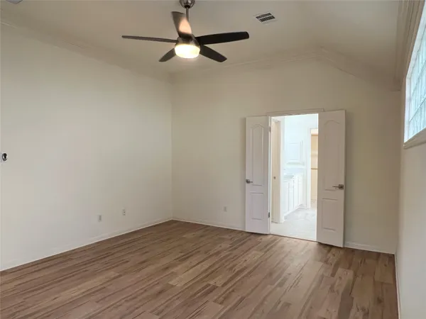 $2,400 | 10 Troon Drive, Lakeway, TX 78738