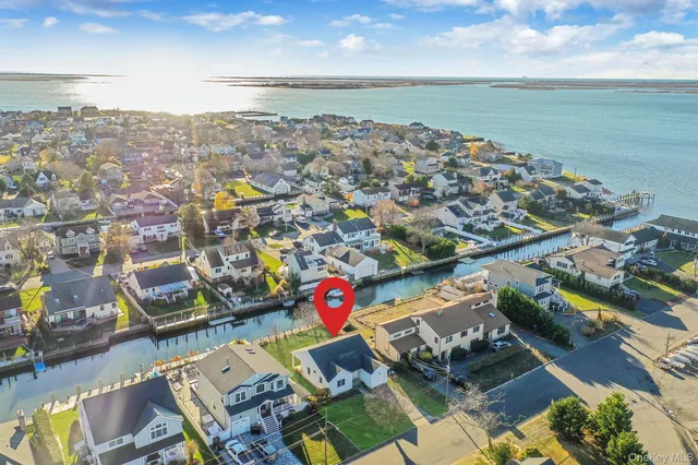 a picture of floor plan