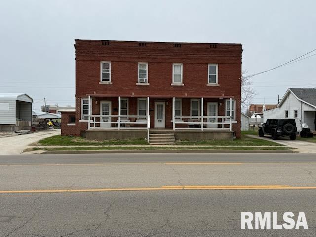 48 5th Street Canton, IL 61520 - Photo 1 of 5 Gallery Image 1