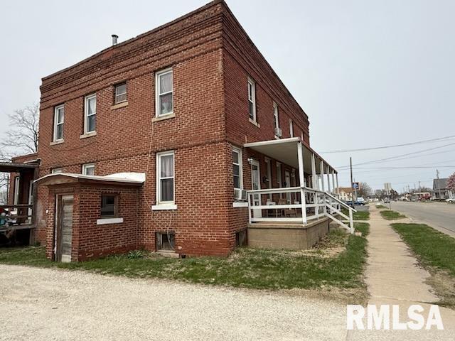48 5th Street Canton, IL 61520 - Photo 5 of 5 Gallery Image 5
