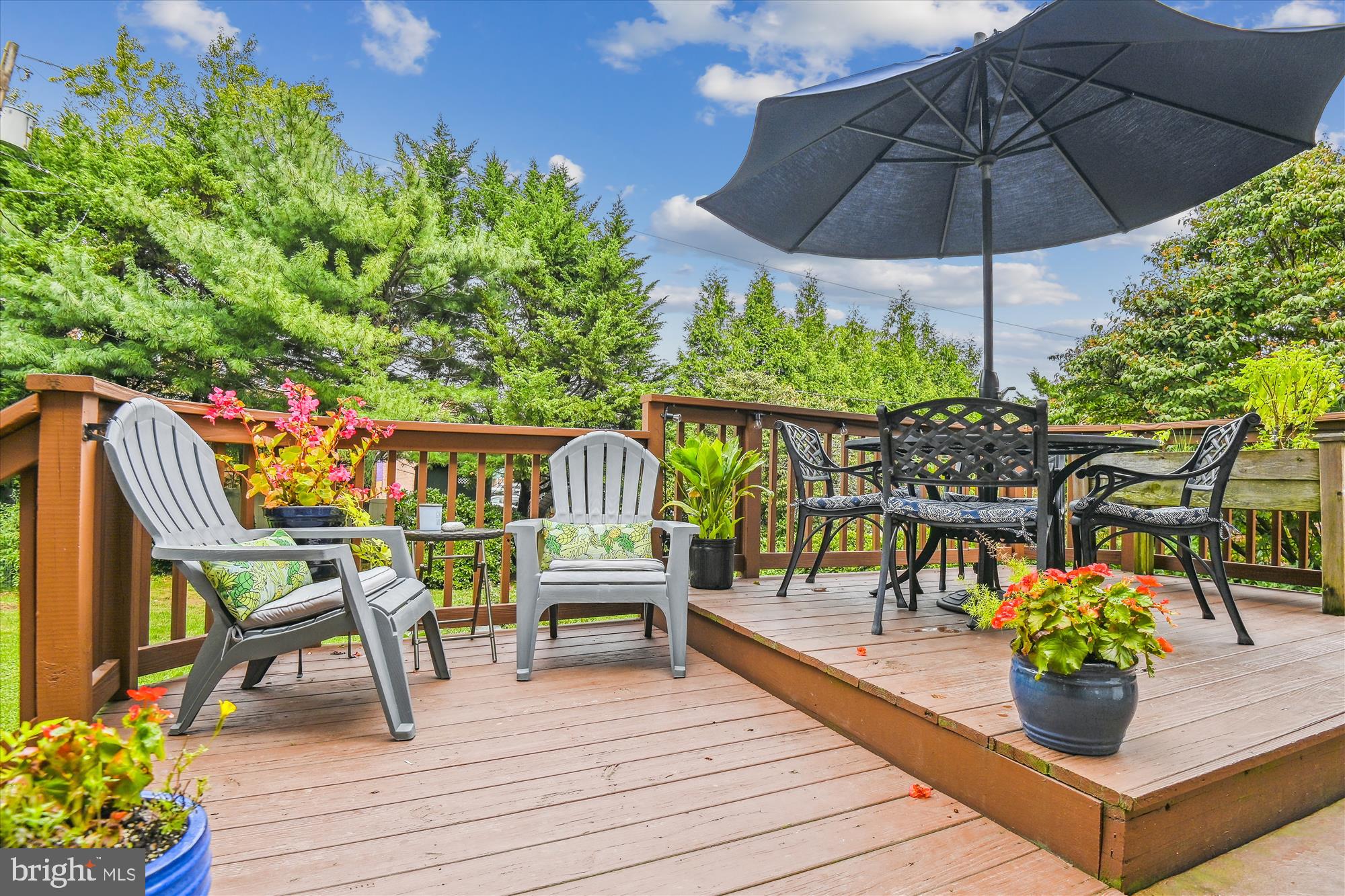 502 Hatherleigh Road Baltimore, MD 21212 - Photo 50 of 63 Outdoor dining and relaxing space