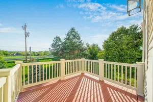 $2,900 | 212 North Commerce Street, Aurora, IL 60504