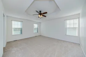 $2,900 | 212 North Commerce Street, Aurora, IL 60504