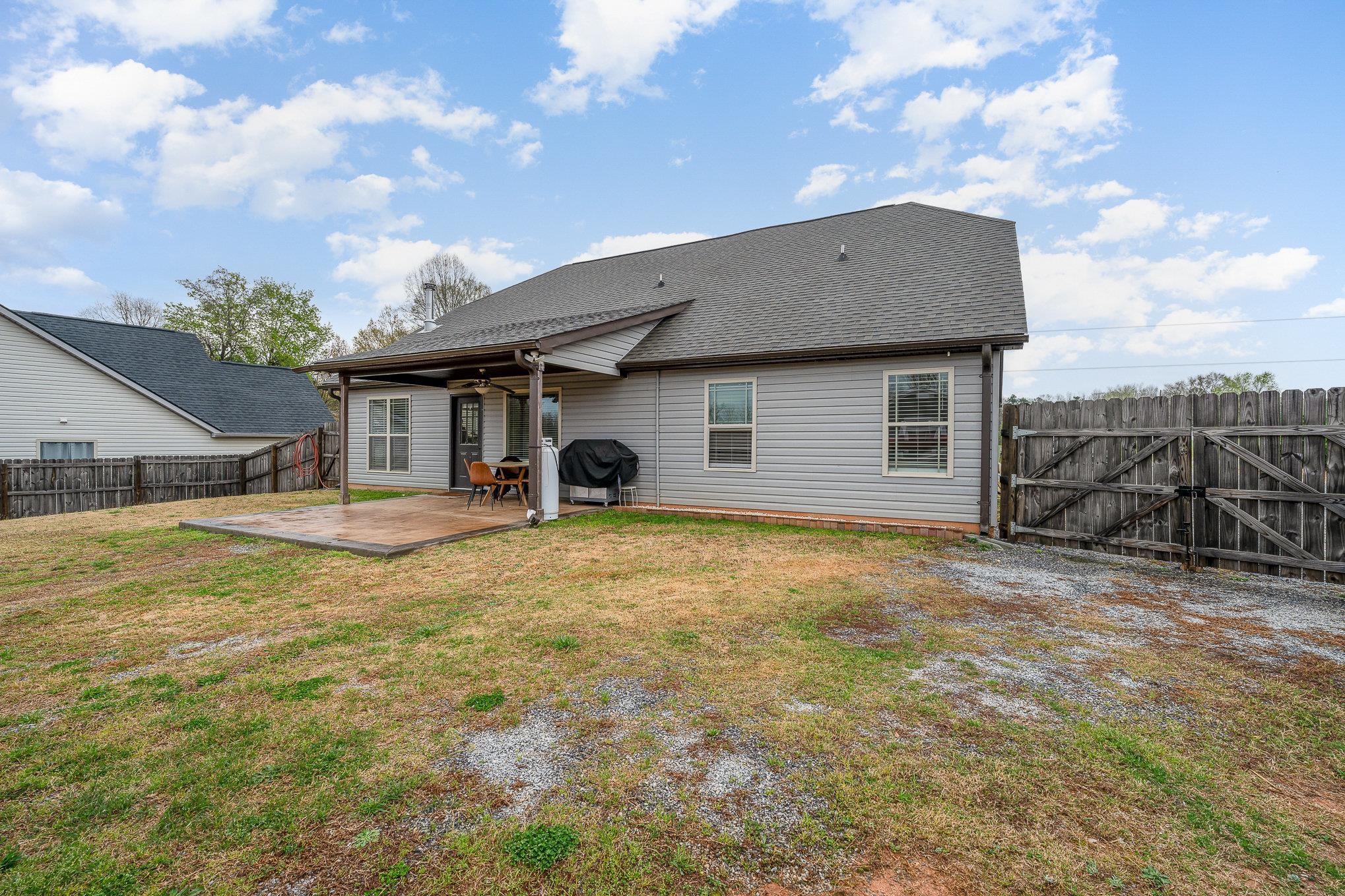 435 Dickson Road Campobello, SC 29322 - Photo 30 of 38