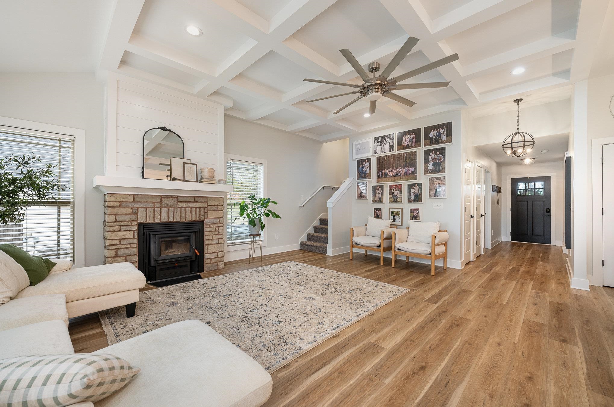 435 Dickson Road Campobello, SC 29322 - Photo 4 of 38