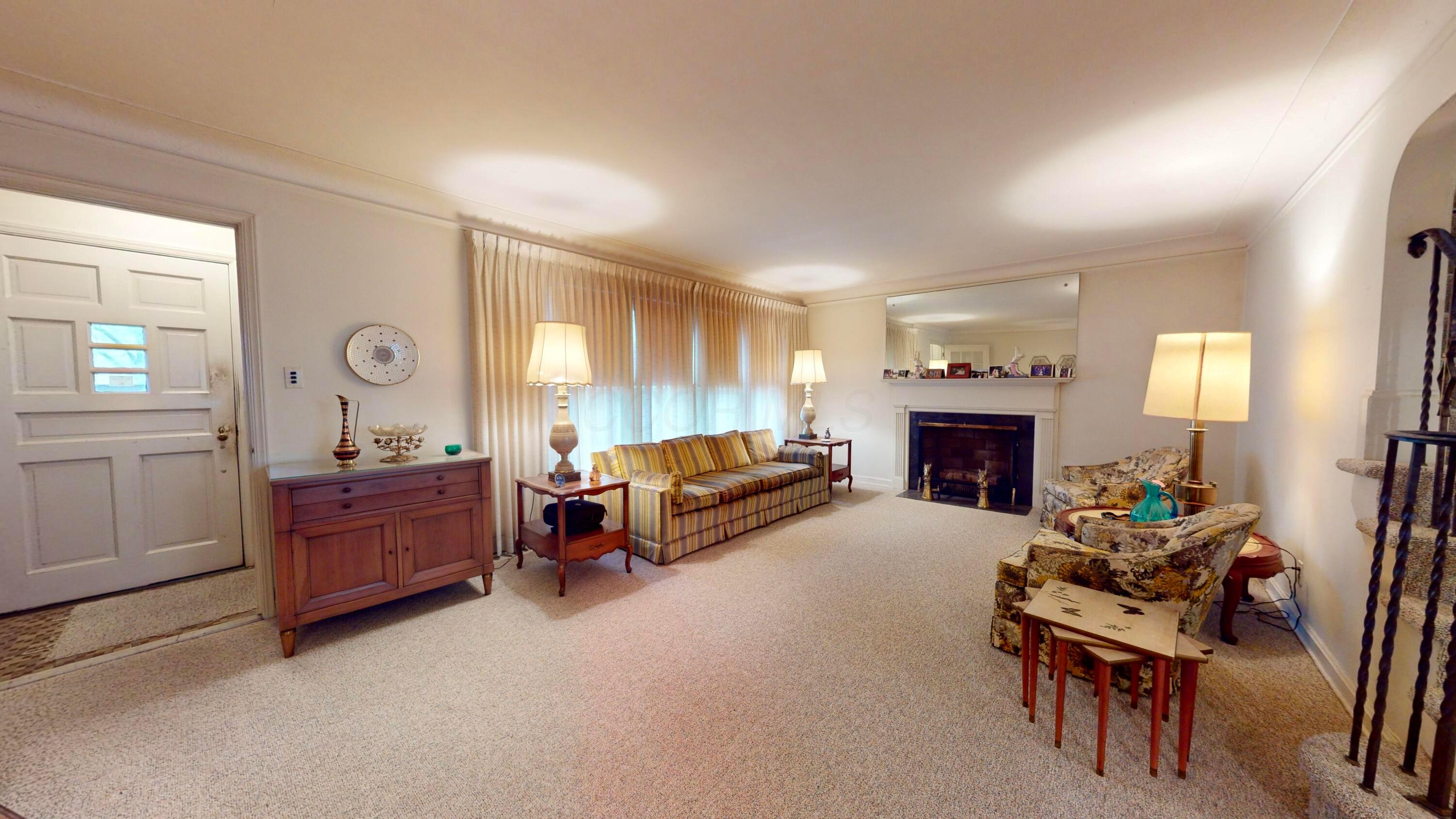 3914 Colony Road Cleveland, OH 44118 - Photo 4 of 35 3914-Colony-Rd-11142024_155707