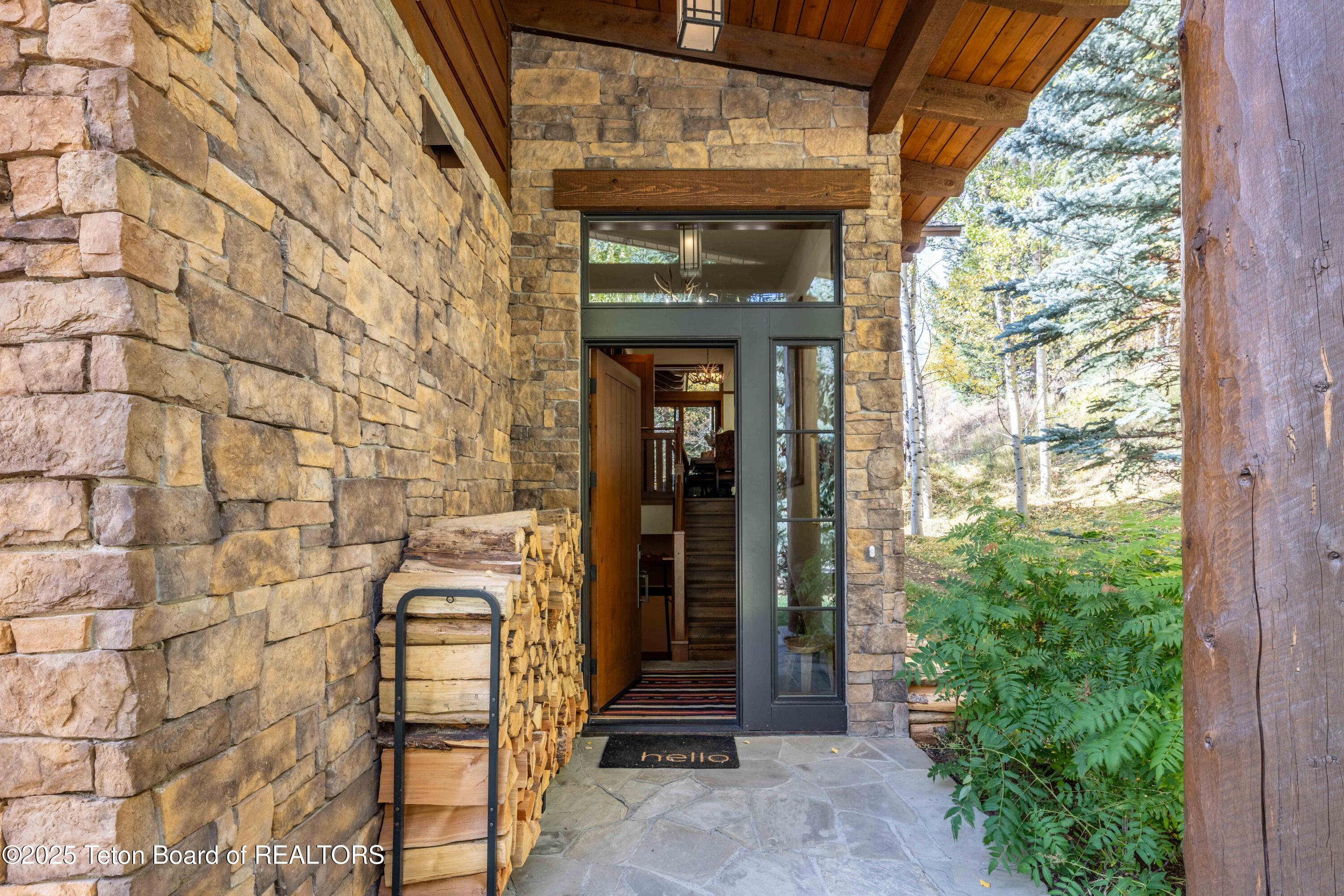 3084 Garnet Road Teton Village, WY 83025 - Photo 19 of 42 Entry