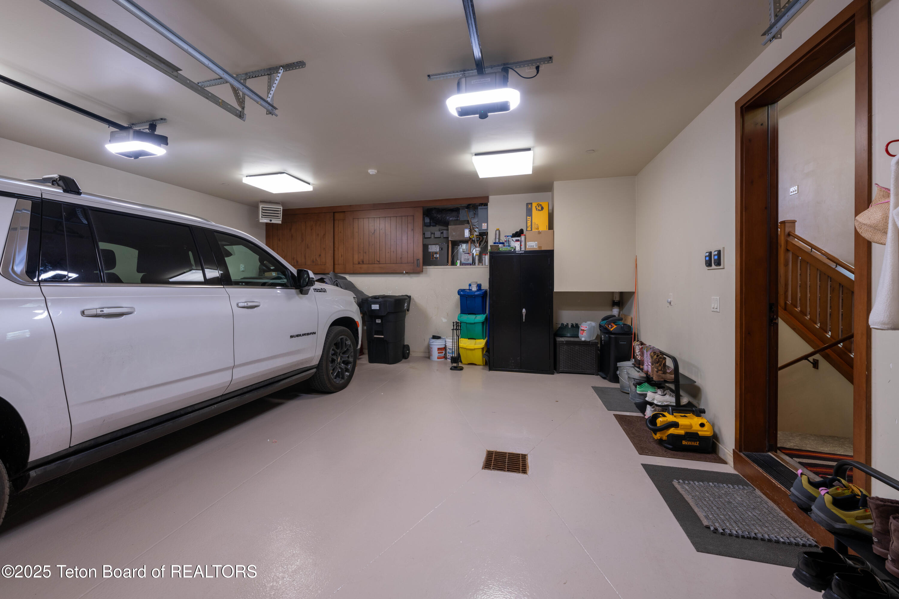 3084 Garnet Road Teton Village, WY 83025 - Photo 31 of 42 garage