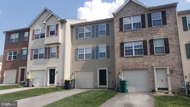 $2,095 | 6 Bridle Path, Wilmington, DE 19808