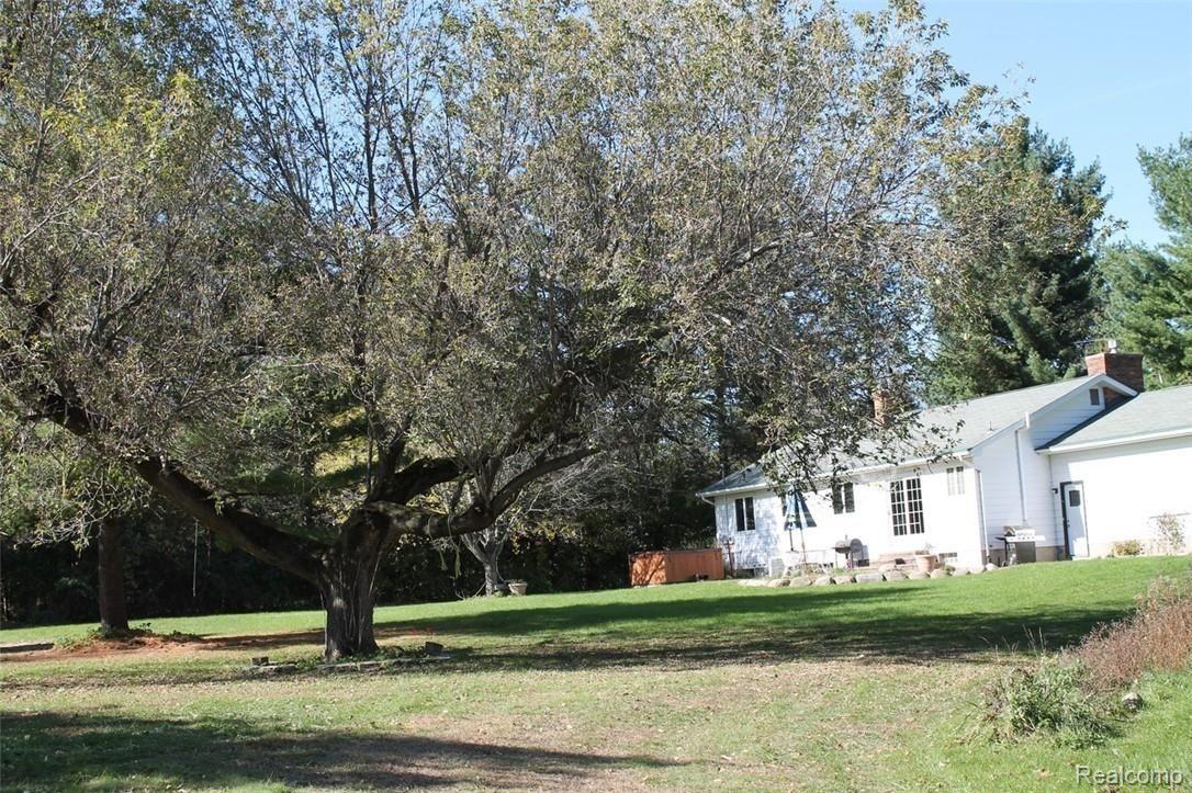 4284 Casey Road Dryden, MI 48428 - Photo 34 of 39 IMG_0555.jpg
