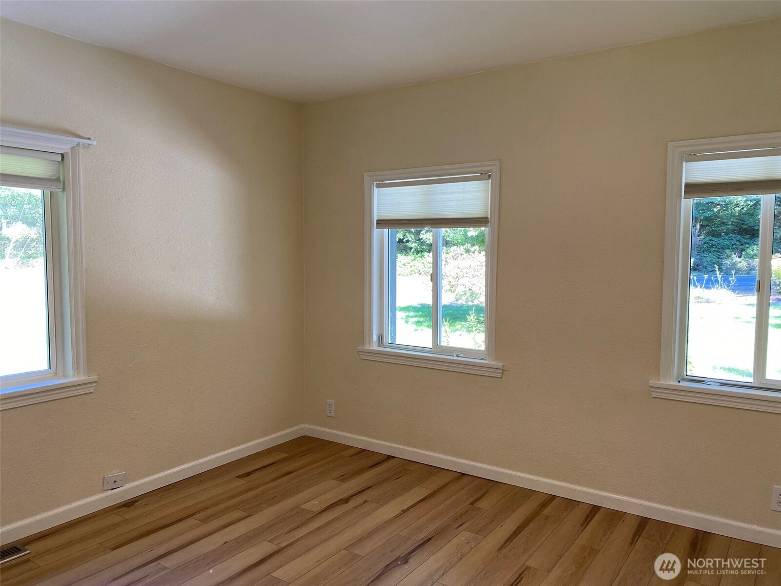 1182 Southeast Deep Lake Road Port Orchard, WA 98367 - Photo 11 of 38 Gallery Image 11