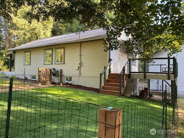 1182 Southeast Deep Lake Road Port Orchard, WA 98367 - Photo 27 of 38 Gallery Image 27