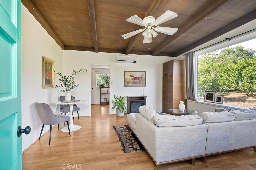 762 Hamilton Lane Fallbrook, CA 92028 - Photo 24 of 39 Casita/ ADU Living Room
