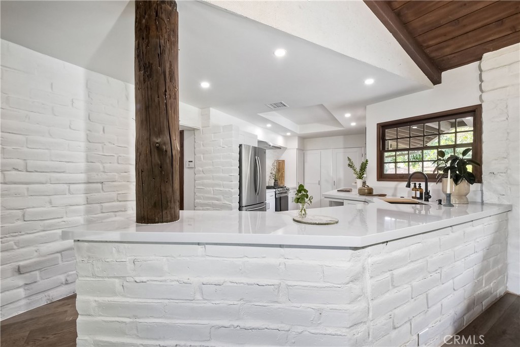 762 Hamilton Lane Fallbrook, CA 92028 - Photo 4 of 39