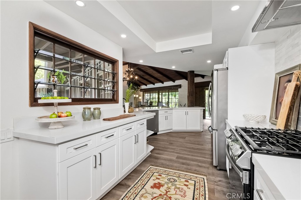 762 Hamilton Lane Fallbrook, CA 92028 - Photo 7 of 39