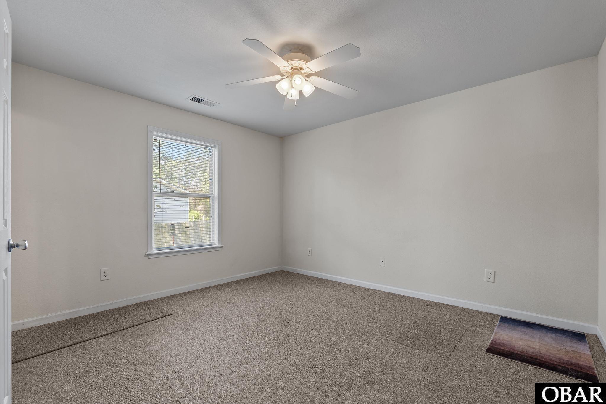 718 George Howe Street Manteo, NC 27954 - Photo 12 of 28 Primary Bedroom
