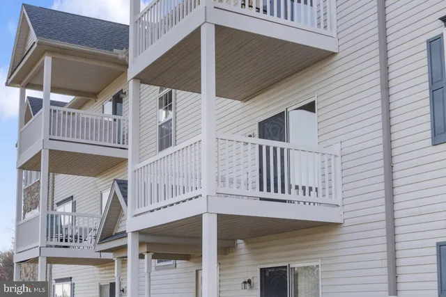 a view of building with a street