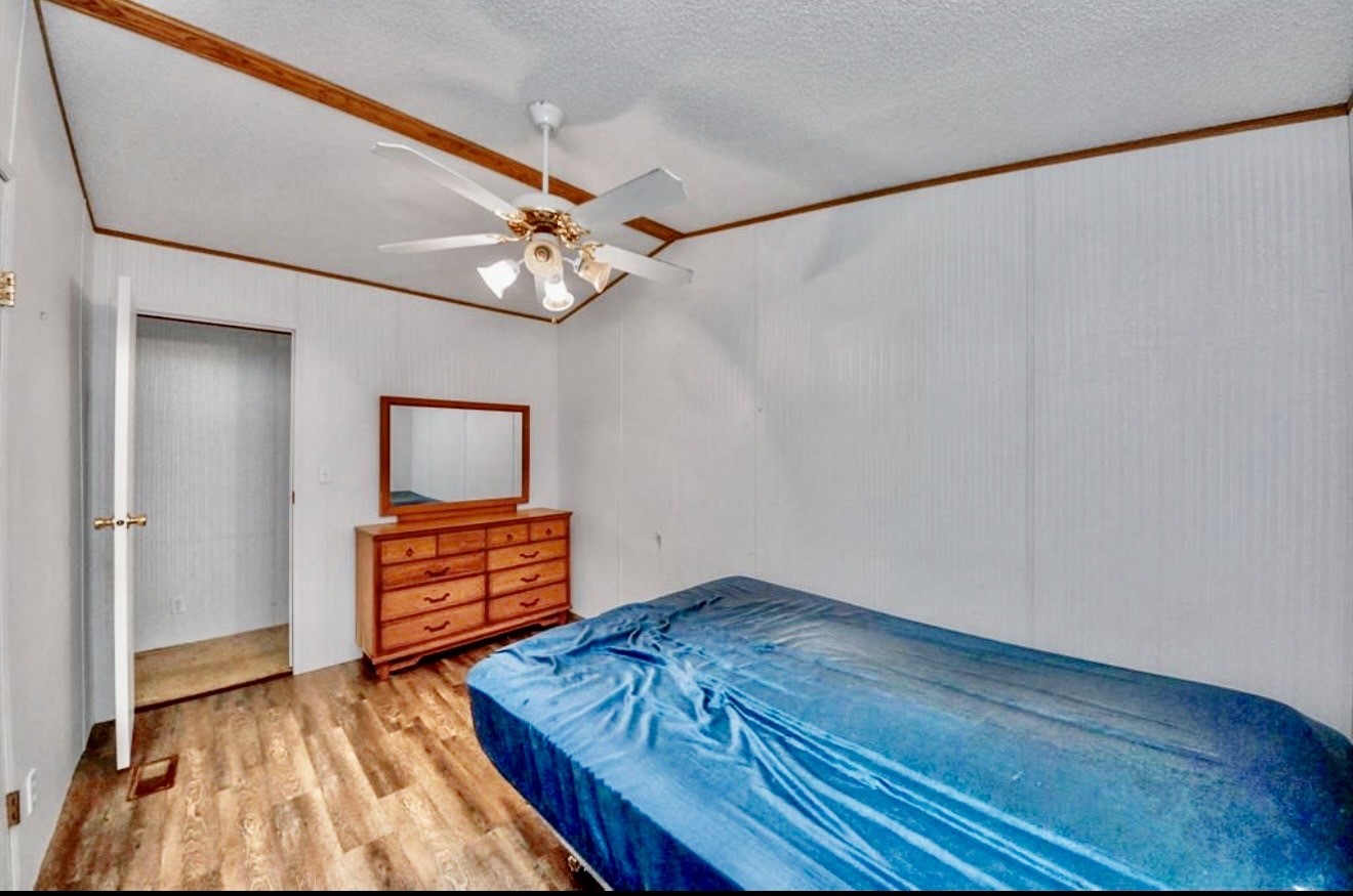13891 Creighton Road Conroe, TX 77302 - Photo 15 of 29