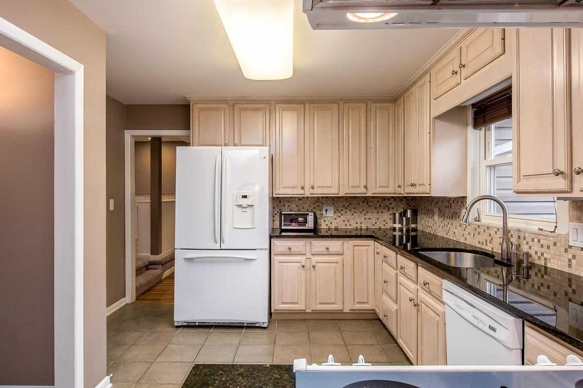43 South Gould Road Columbus, OH 43209 - Photo 13 of 36