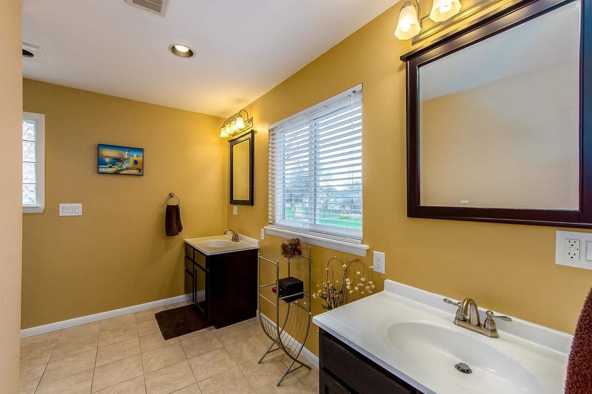 43 South Gould Road Columbus, OH 43209 - Photo 21 of 36