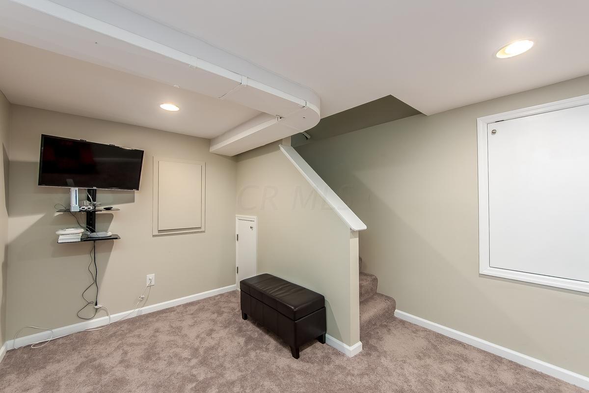43 South Gould Road Columbus, OH 43209 - Photo 29 of 36