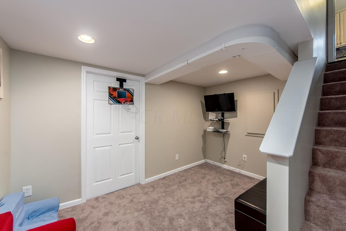 43 South Gould Road Columbus, OH 43209 - Photo 30 of 36