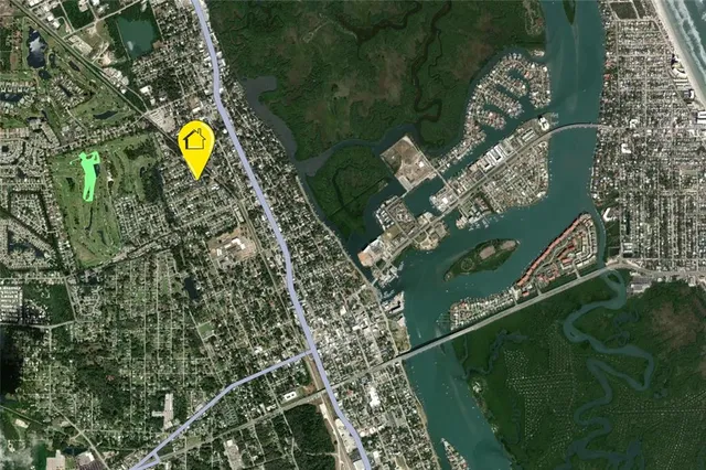 $2,600 | 702 Eleanore Avenue, New Smyrna Beach, FL 32168