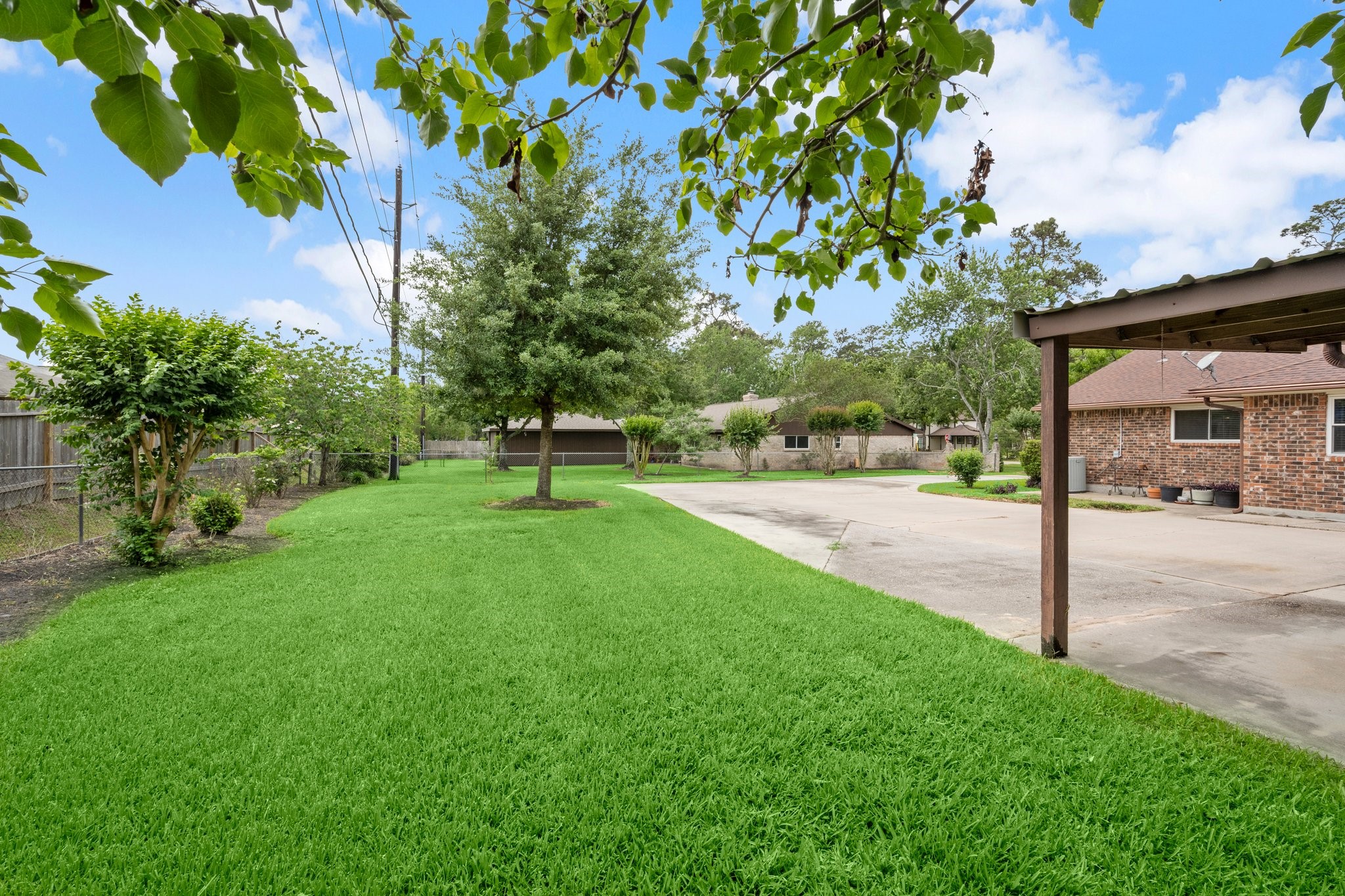 1206 Lynwood Road Spring, TX 77373 - Photo 28 of 29 a view of a park with a tree