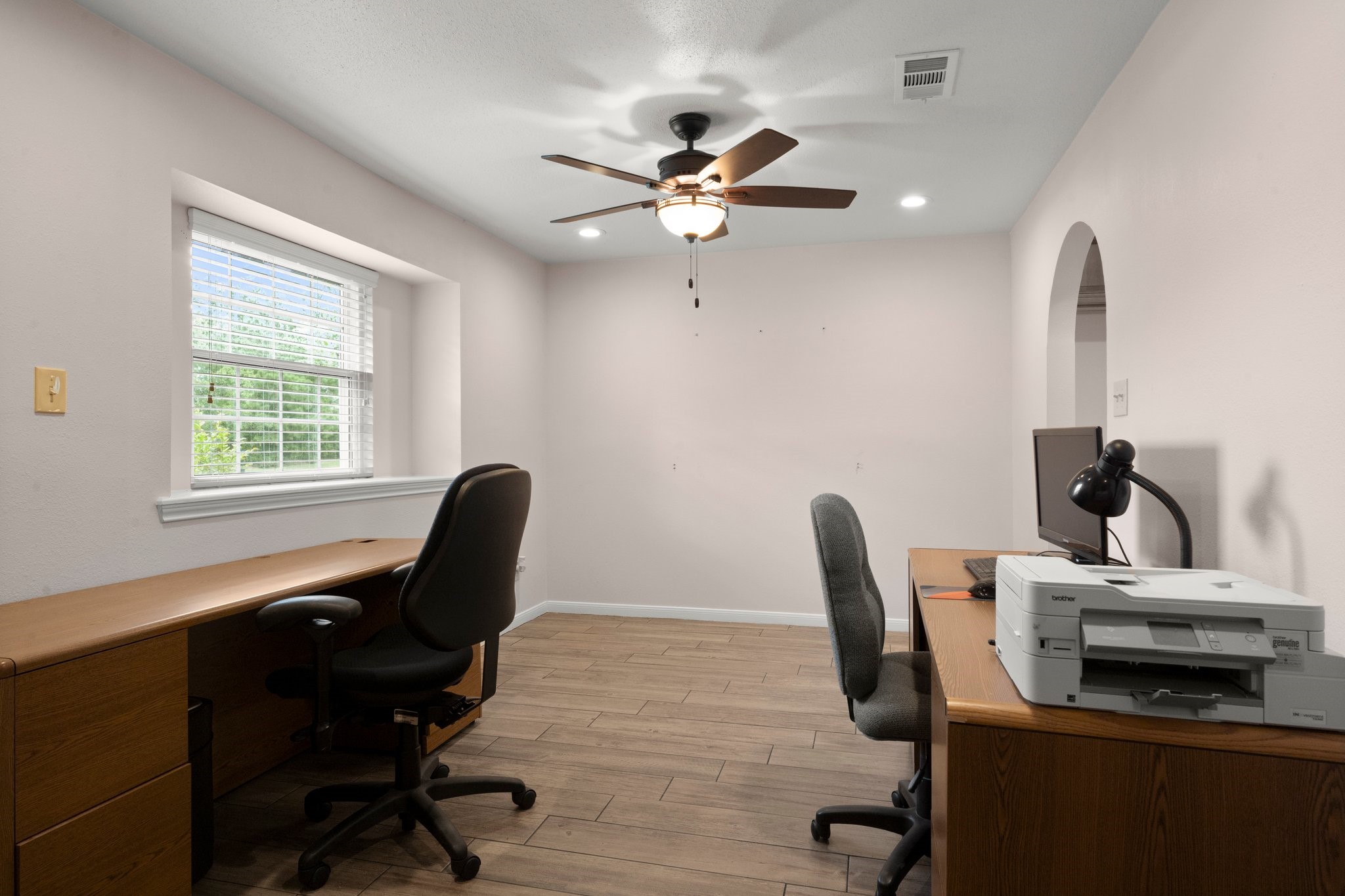 1206 Lynwood Road Spring, TX 77373 - Photo 7 of 29 a workspace with furniture and window