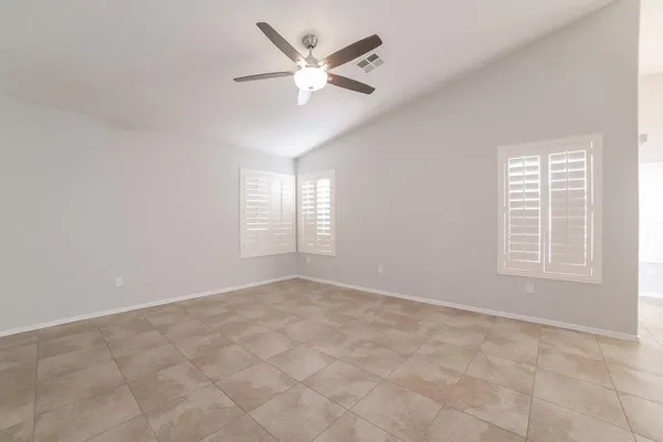 $2,720 | 323 North Ocean Drive, Gilbert, AZ 85233