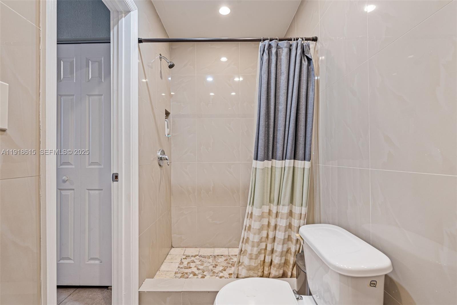 341 Northwest 147th Street Miami, FL 33168 - Photo 31 of 52