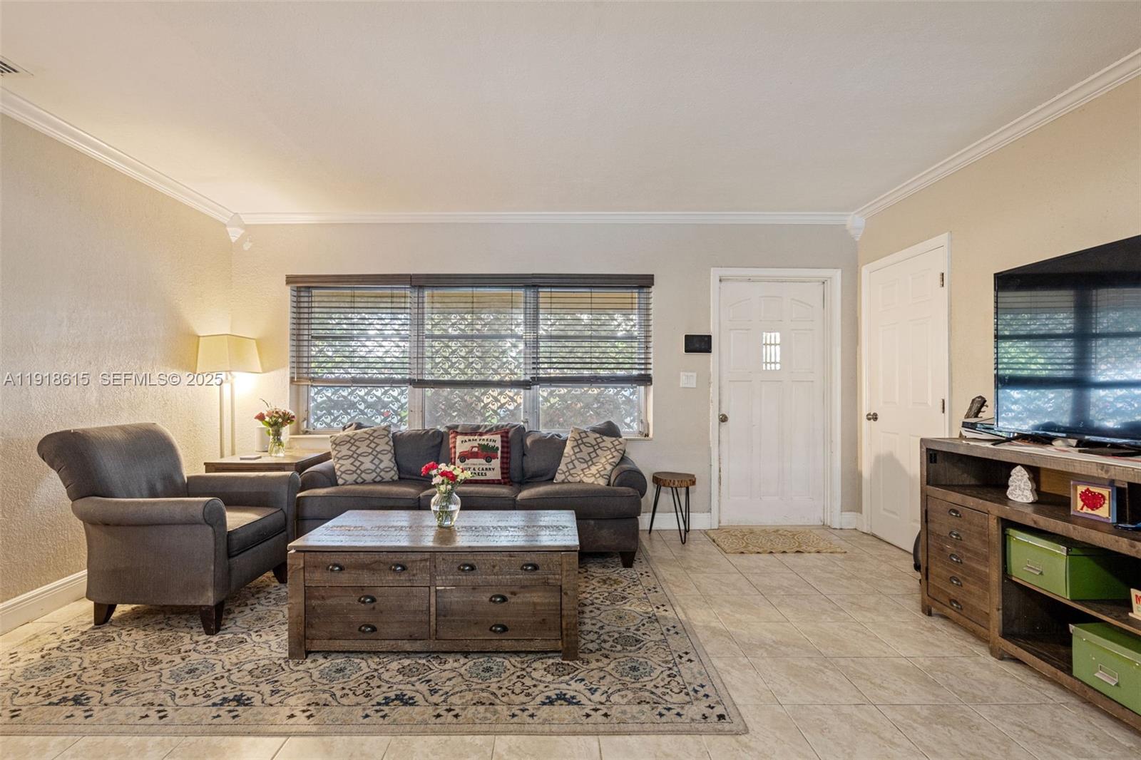 341 Northwest 147th Street Miami, FL 33168 - Photo 10 of 52