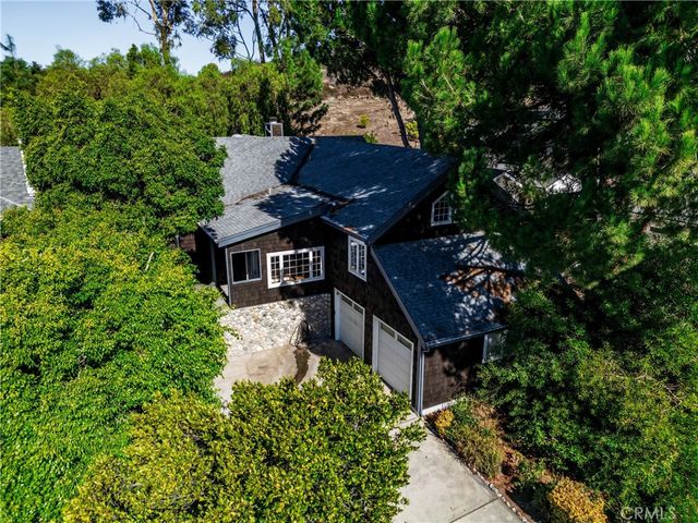 $1,050,000 | 31601 Via Coyote, Coto de Caza, CA 92679