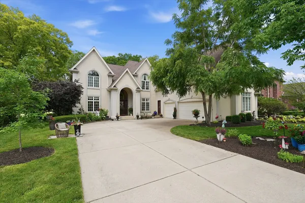 $989,000 | 1108 Chadwick Court, Aurora, IL 60502