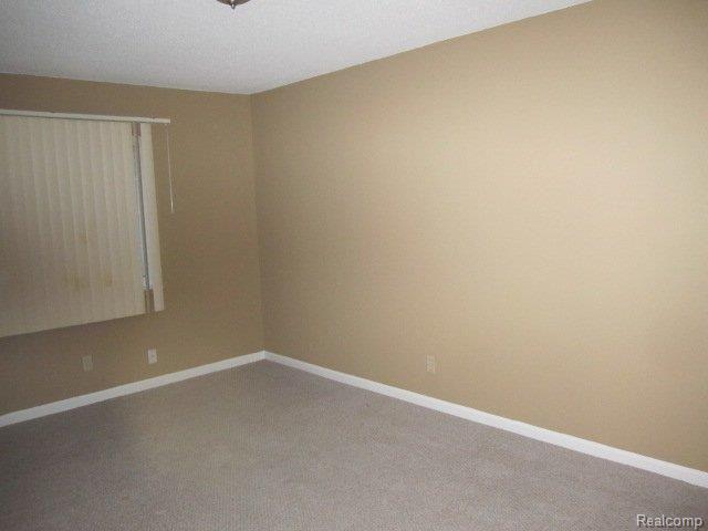 8180 24 Mile Road, Unit 25 Utica, MI 48316 - Photo 6 of 14 8180 24 Mile Road 009.JPG